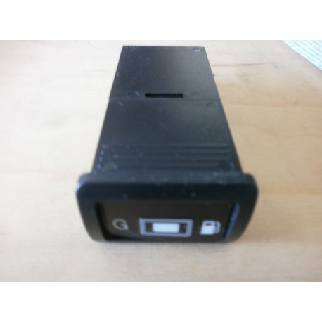 Monopoint fuel change switch